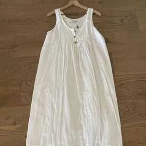 Legeo dress nwt Arabella maxi dress white